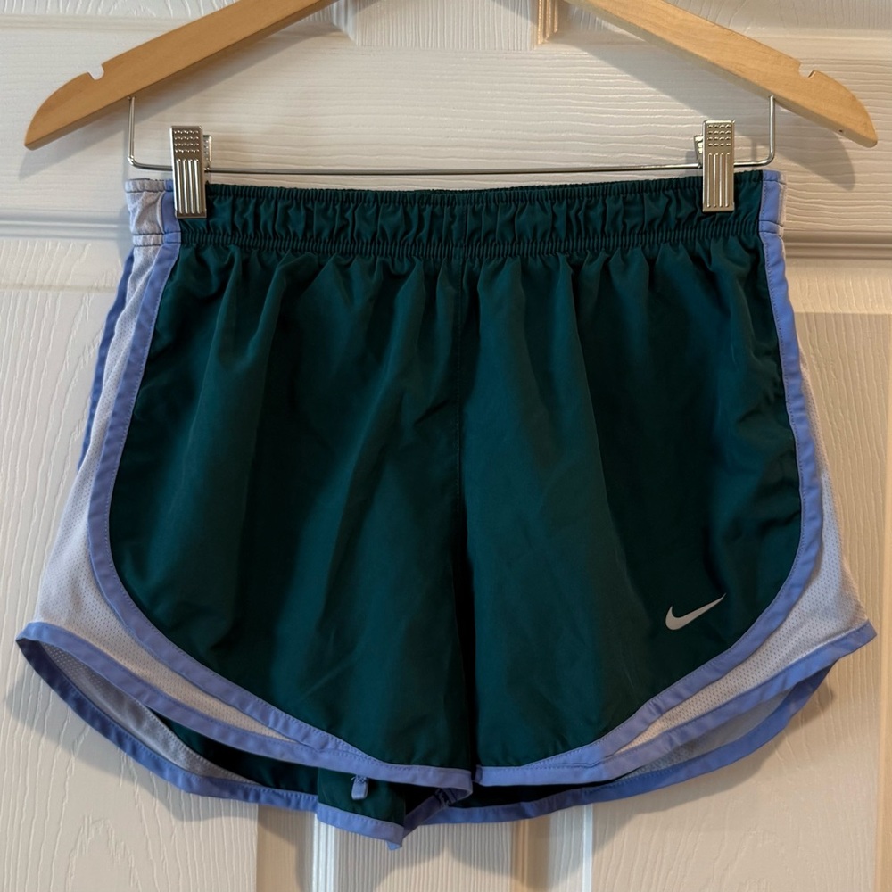 Nike Green Athletic Shorts Lightweight Design - Size M